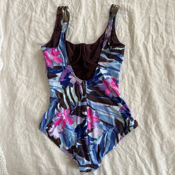 Coco Reef Bra Sized One Piece Tropical Floral Swimsuit Size 10 / 34D - Picture 2 of 7